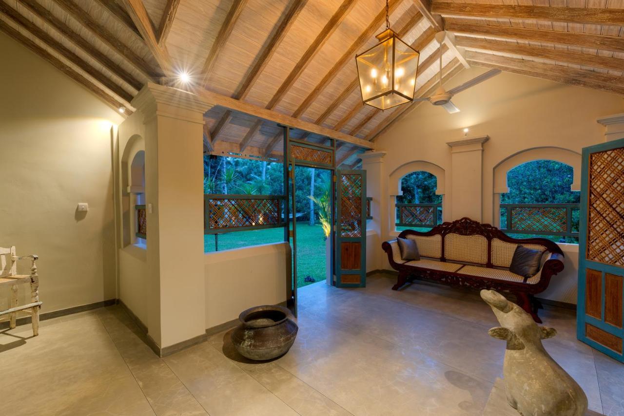 Stuthi Villa Аханґама Екстер'єр фото